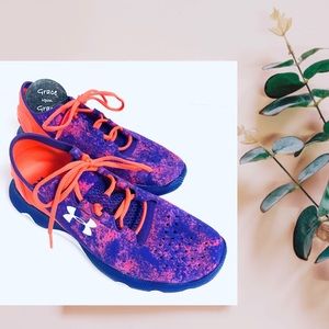 🌸SOLD🌸      UA Speedfoam running sneakers (5)